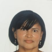 Valdirene Ribeiro - Barreiro - Limpeza de Espaço Comercial