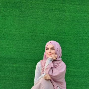 Fareeha Syed - Aveiro - Cours particuliers de mathématiques au collège