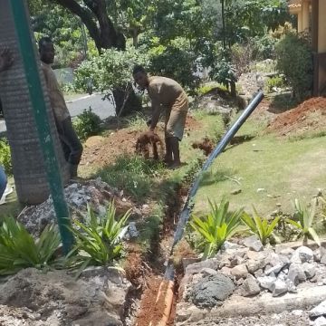 FAST WISE Lda - Sintra - Swimming Pool Cleaning or Maintenance