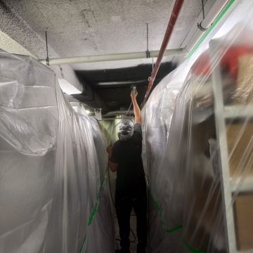 Vitória Serviços, Manutenção e Urgências - Leiria - Suspensão de Quadros e Instalação de Arte