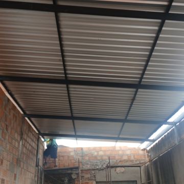 Flserralheria - Leiria - Instalación o reemplazo de la puerta del garaje