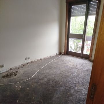 Assis oliveira - Porto - Schrank umbauen