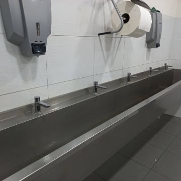Soraia Soares - Arouca - Limpeza de Espaço Comercial
