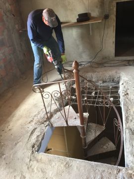Édekasa - Almada - Drywall Repair and Texturing