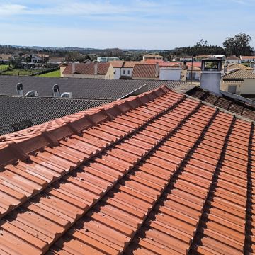 ARR Remodelaçoes - Porto de Mós - Limpeza de Telhado