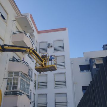 AF Reformas e Pinturas - Setúbal - Dachdecken