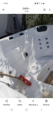 Técnico (Reparação de Jacuzzi e Spa)
