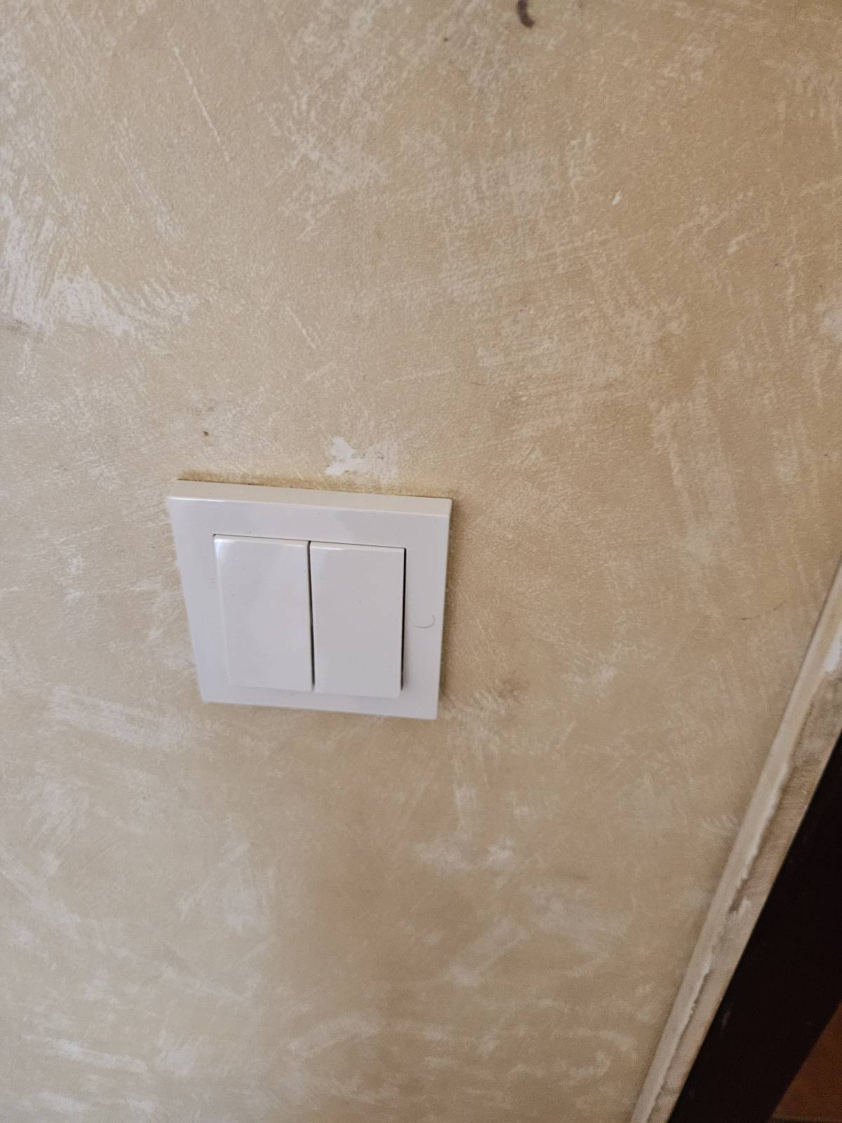 O Oliveira 360 - Braga - Bathroom Fan Installation or Replacement