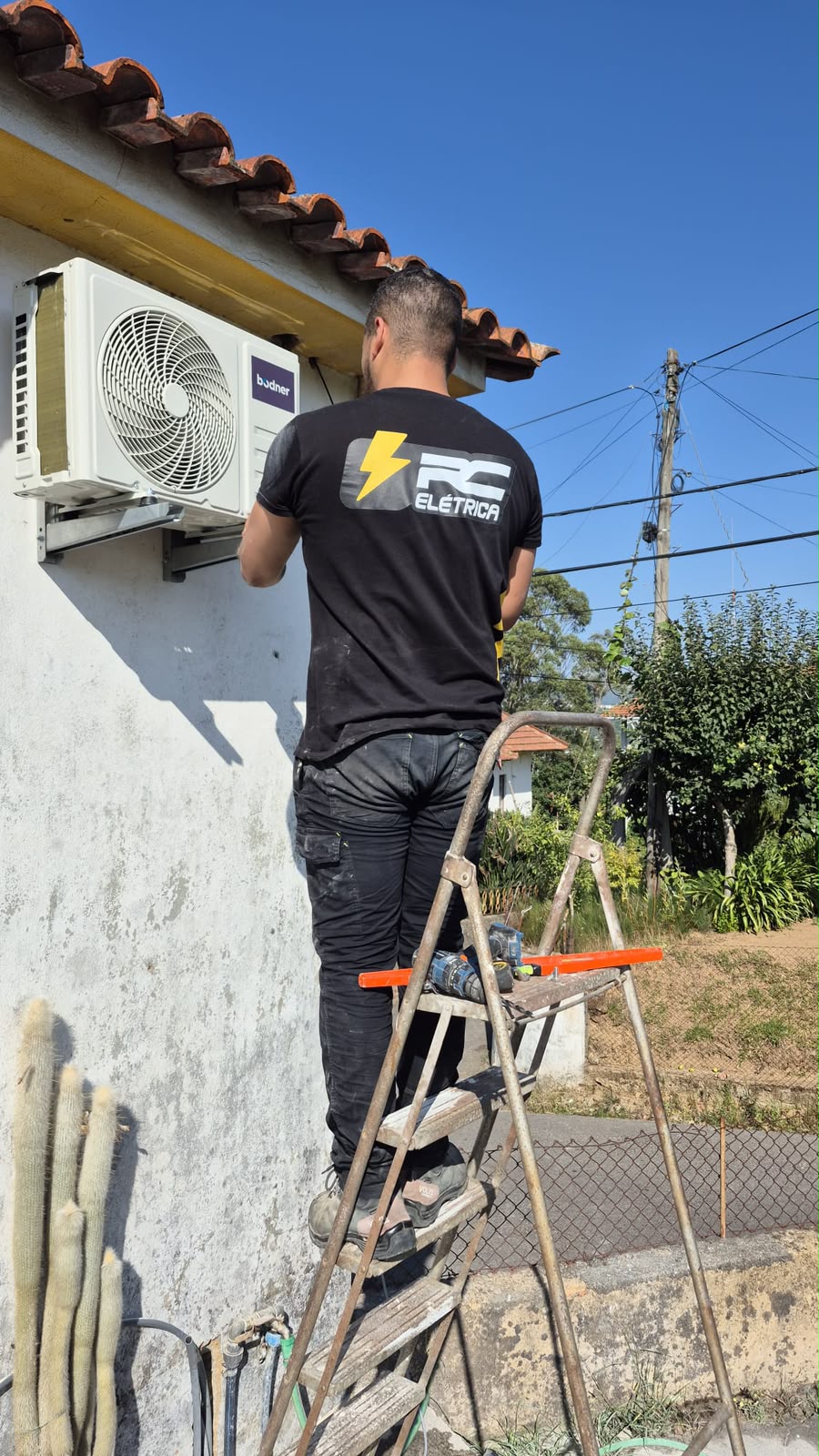 RC manutenção em geral - Oliveira de Azeméis - Reparação de Projetor