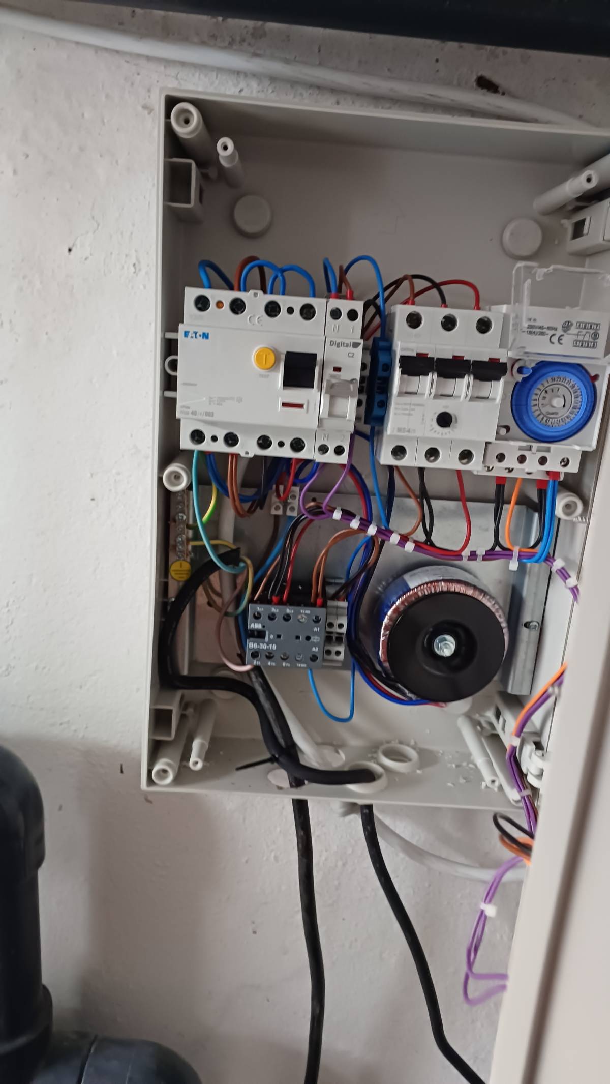 Simoes Eletricista - Seixal - Reparação de Persianas