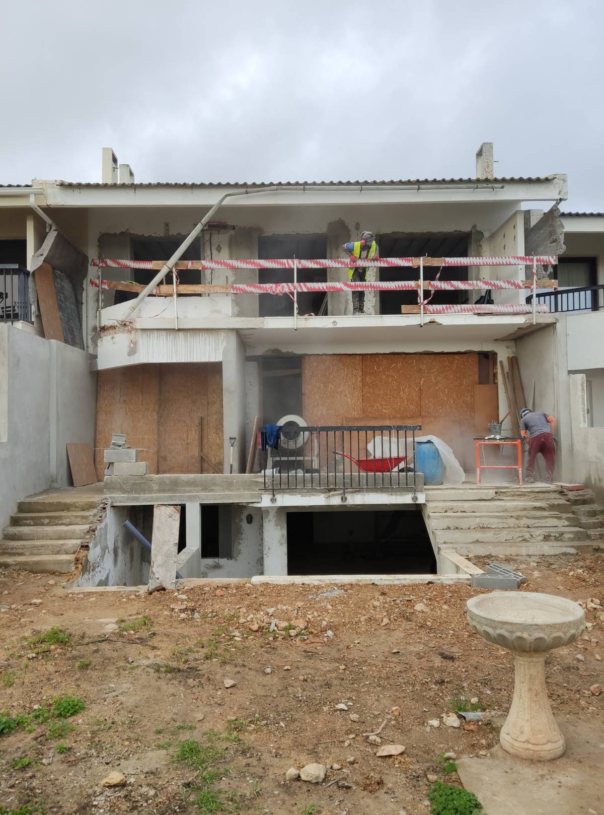 Luís Construções e Remodelações - Lisboa - Electrical and Wiring Issues
