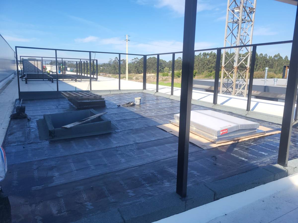Vinícius | ImpermeabilizaPro - Sobral de Monte Agraço - Stair Installation