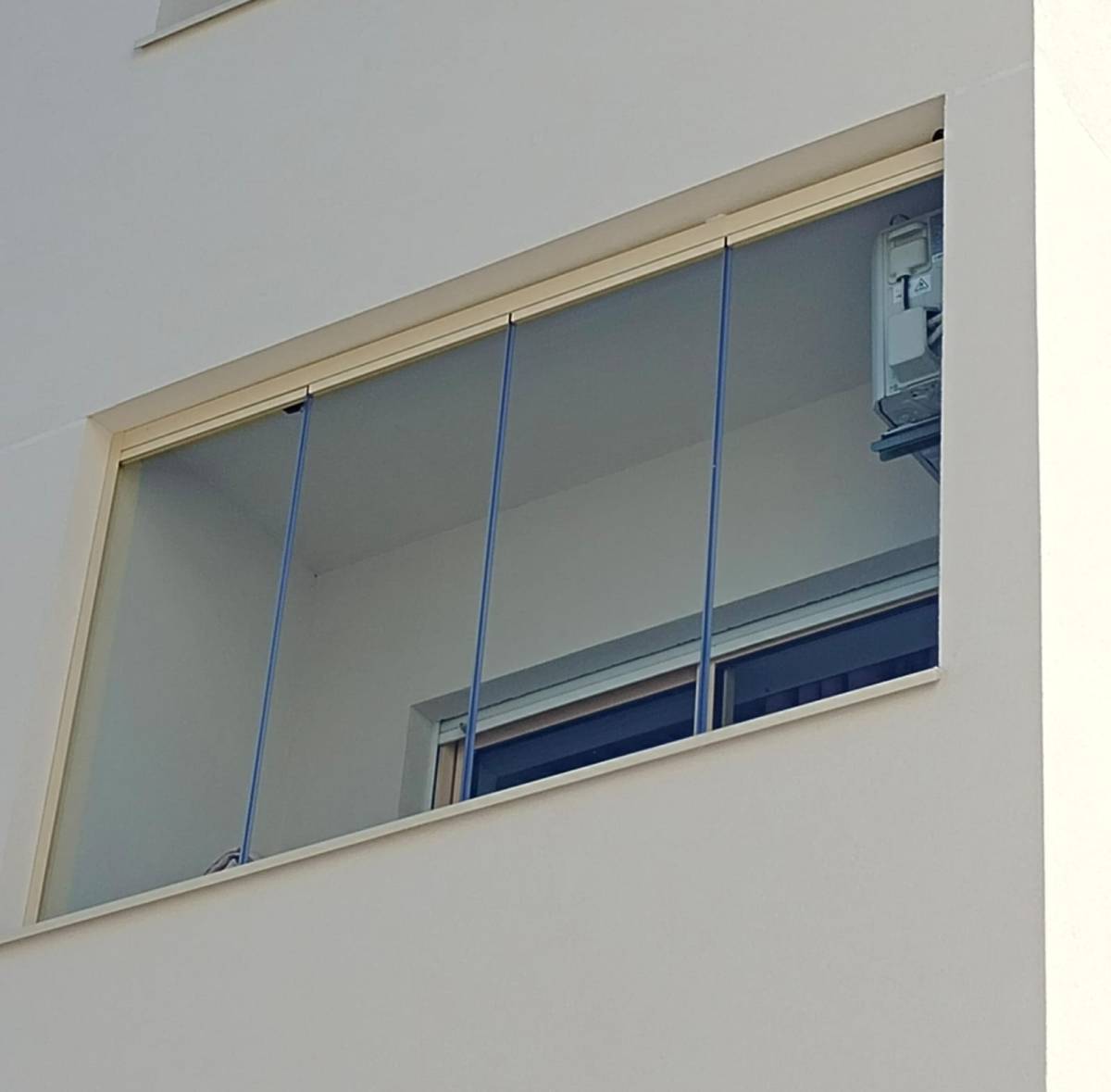 Jonatas - Braga - Window Screen Work