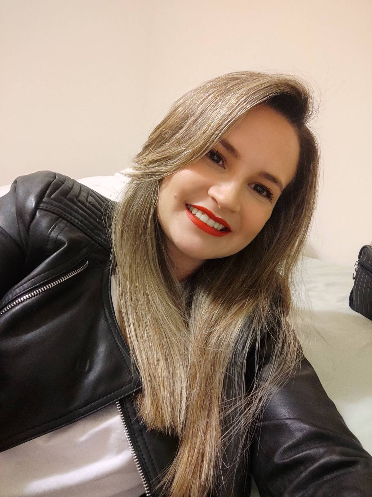 Aline Gomes - Setúbal - Babysitting