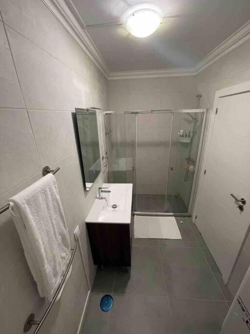 HomeFixer4u - Albufeira - Montaje de marcos de camas