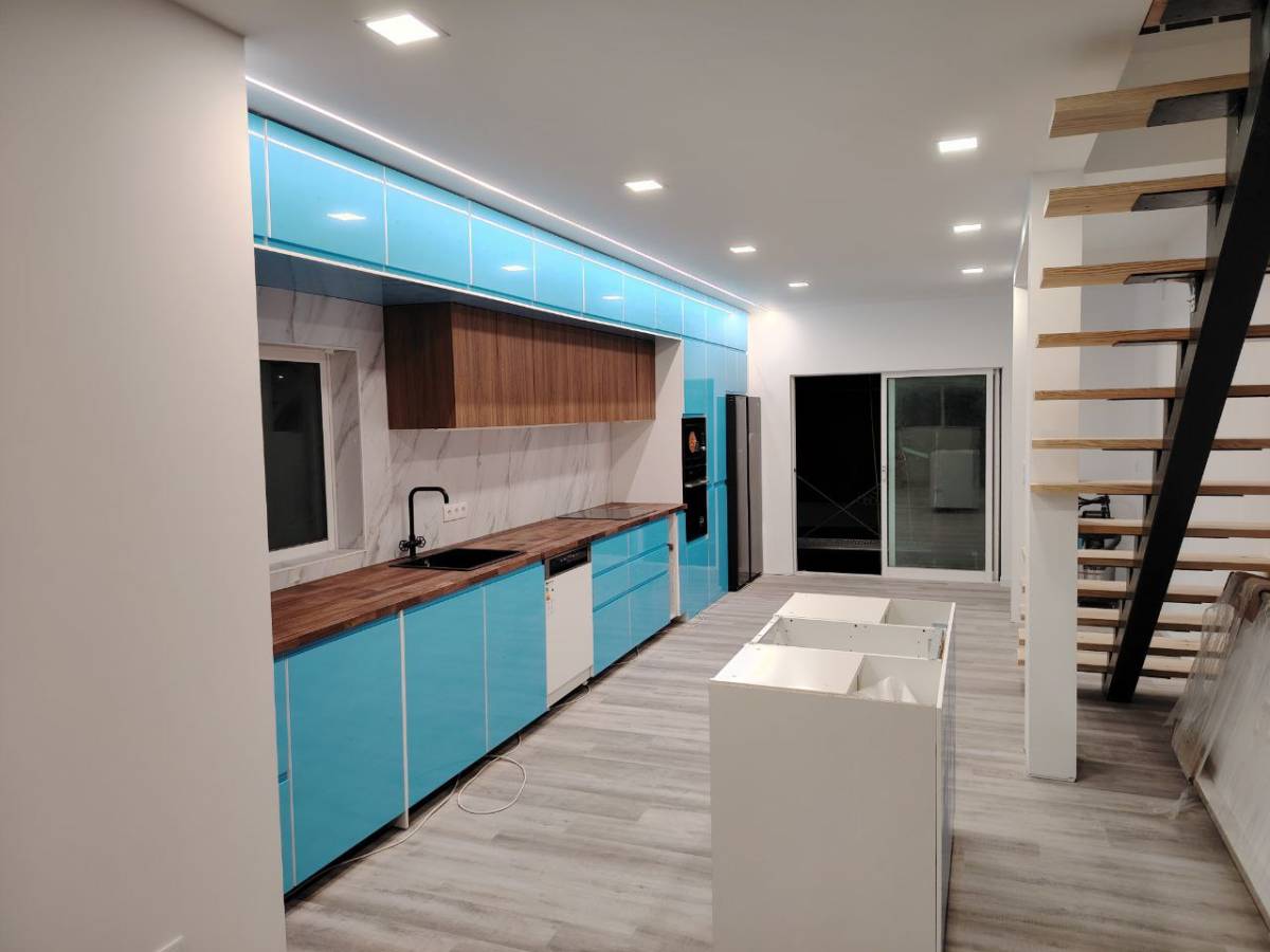 Orlando Remodelações - Leiria - Crib Assembly