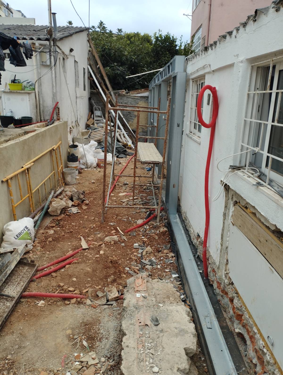 Luís Construções e Remodelações - Lisboa - Central Air Conditioning Maintenance