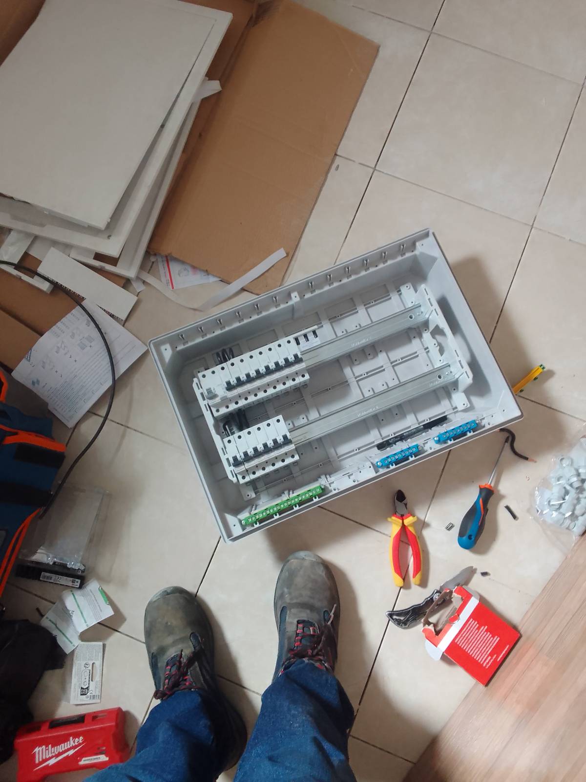 WR eletricidade - Leiria - Electricidad