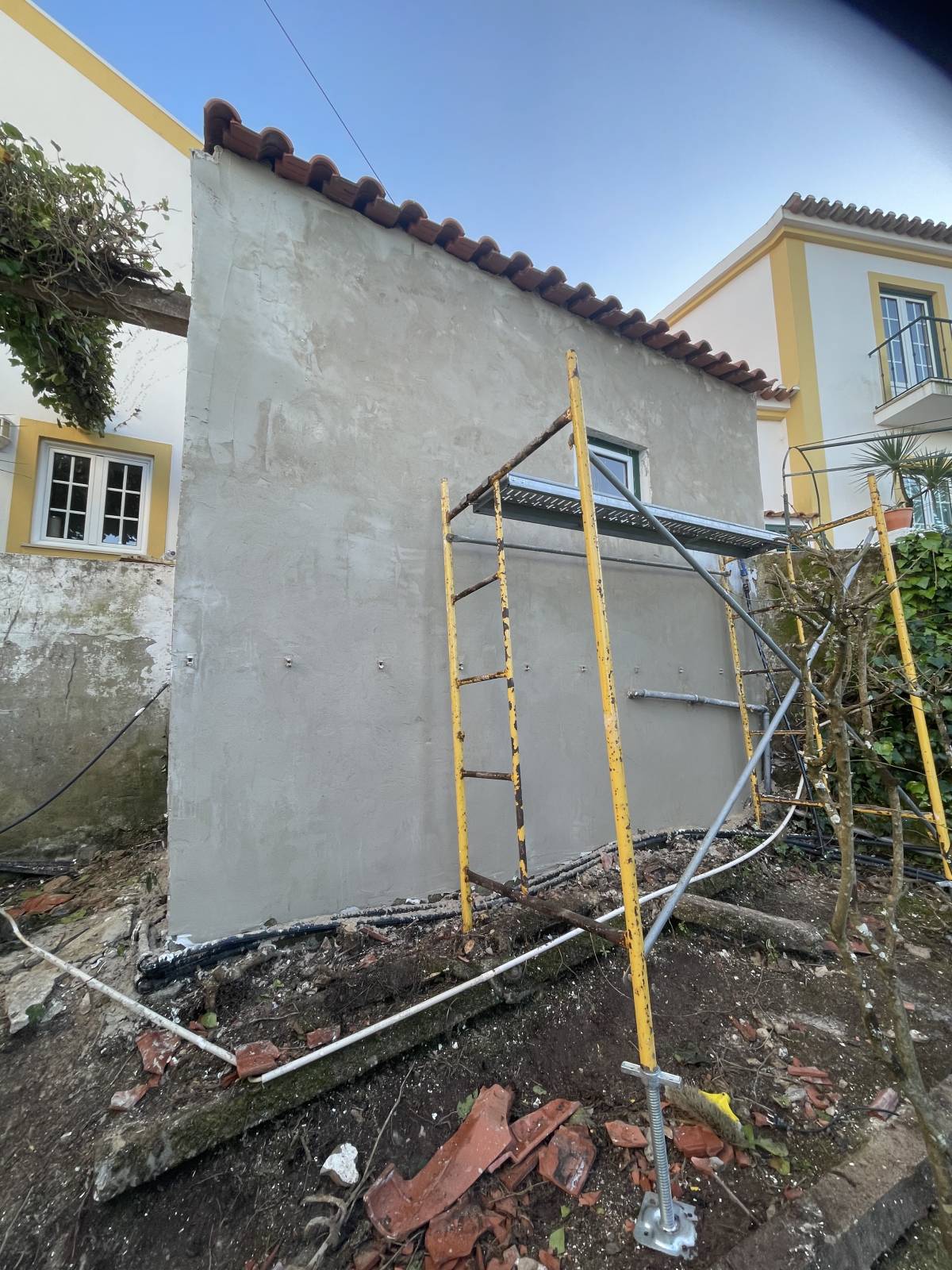 Mr. Felix / Remodelação e Handyman - Caldas da Rainha - Pintura Exterior