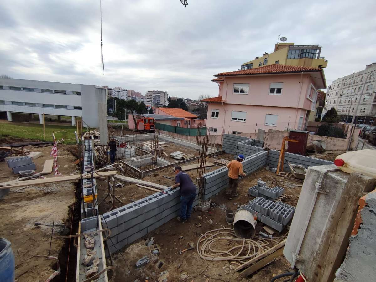 Obras com evidência - Lisboa - Gazebo Repair and Maintenance