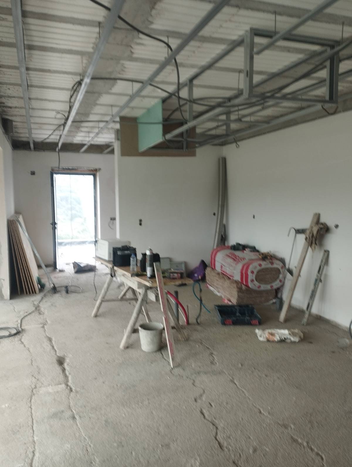 Luís Construções e Remodelações - Lisboa - Dog Fence Installation