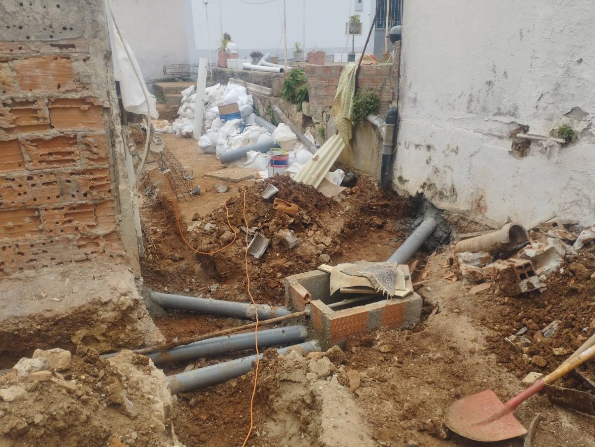 Luís Construções e Remodelações - Lisboa - Gutter Installation or Replacement