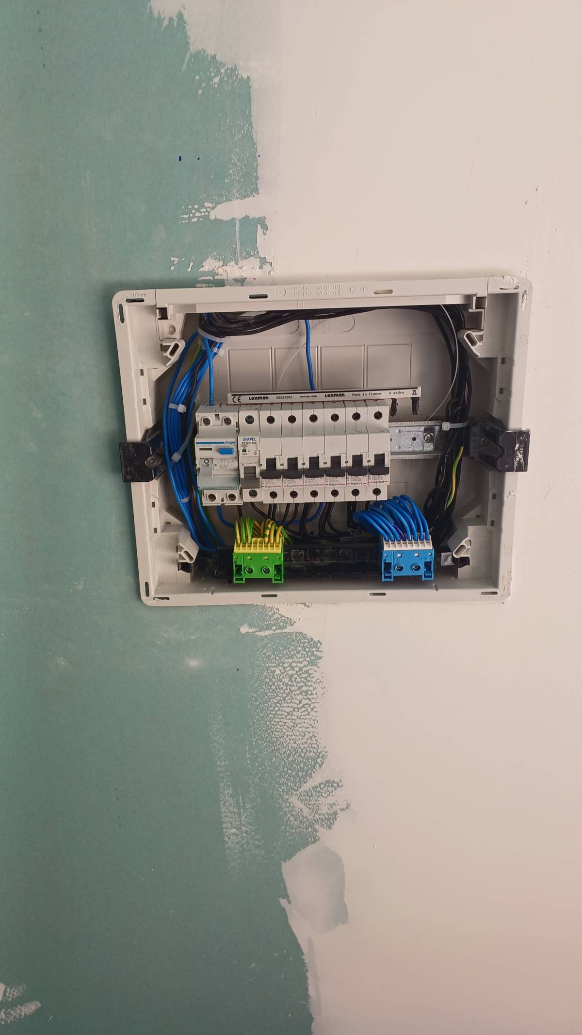 Simoes Eletricista - Seixal - Automação Residencial e Domótica