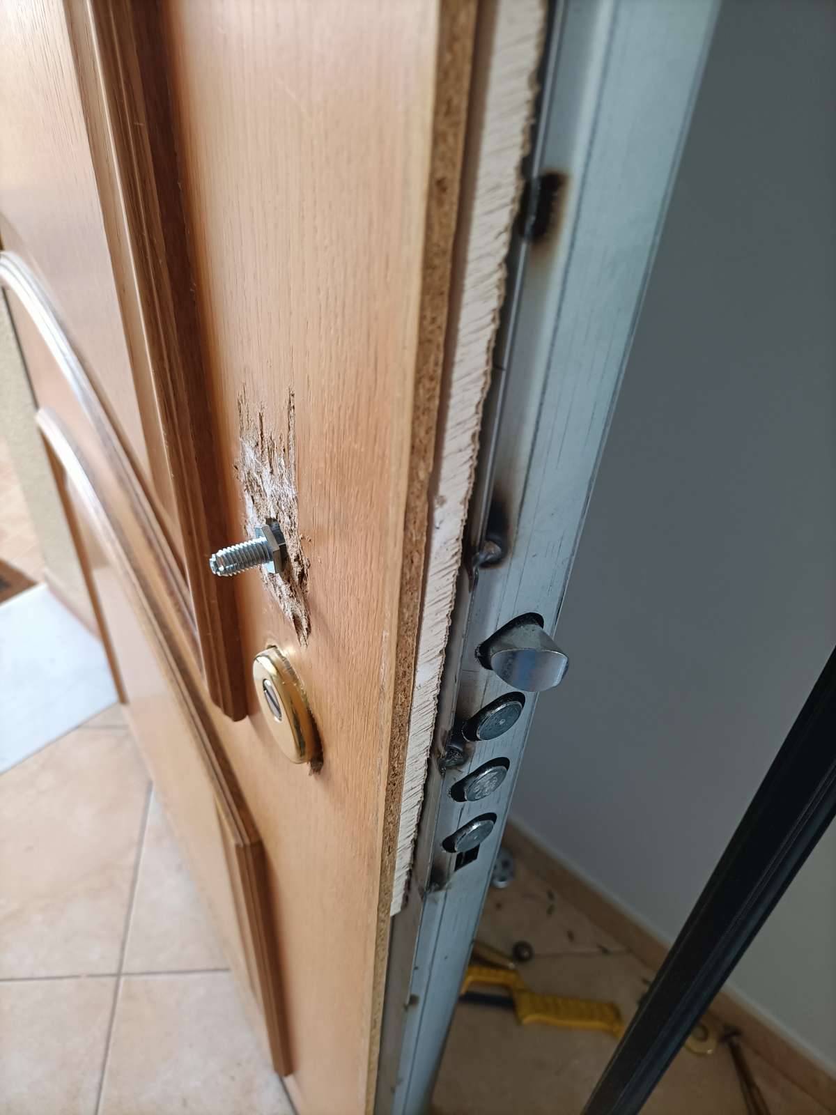 Algarvelocks - Albufeira - Wooden Door Repair