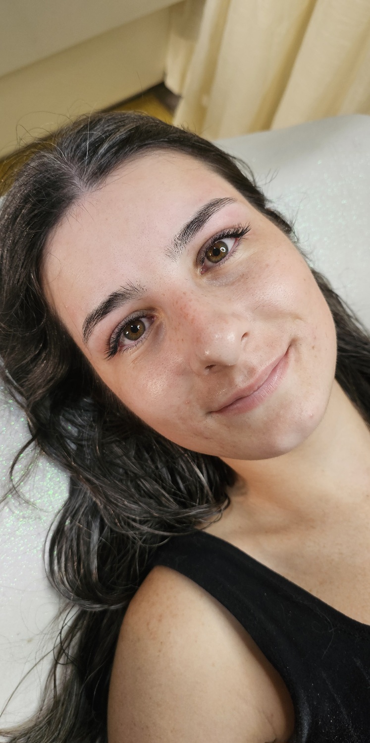 Mayara Pascke - Estetica Integrativa - Guimarães - Beauty services