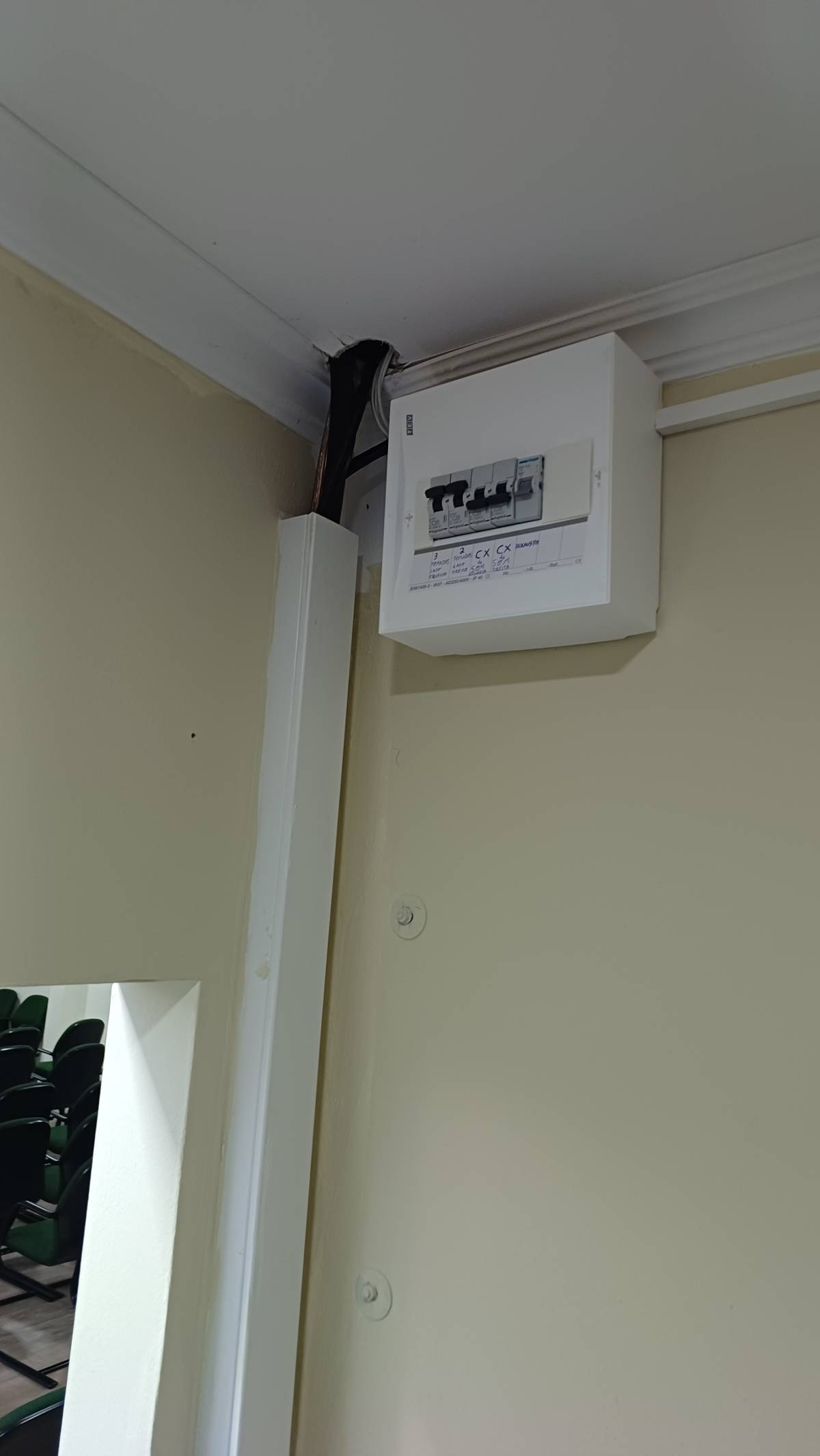 Simoes Eletricista - Seixal - Reparação de Eletrodomésticos