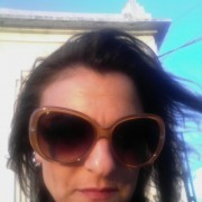 Ana - Cascais - Translation