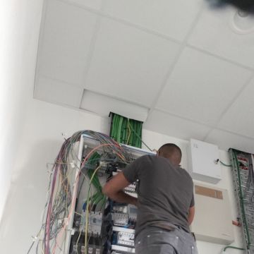 WR eletricidade - Leiria - Electricista