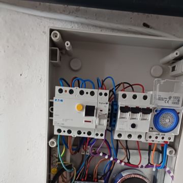 Simoes Eletricista - Seixal - Reparação de Persianas