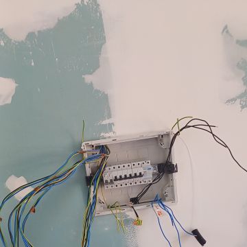 Simoes Eletricista - Seixal - Problemas Elétricos e de Cabos