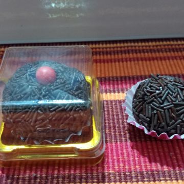 OsDocinhosDaMarisa - Pedrógão Grande - Bolos e Doces