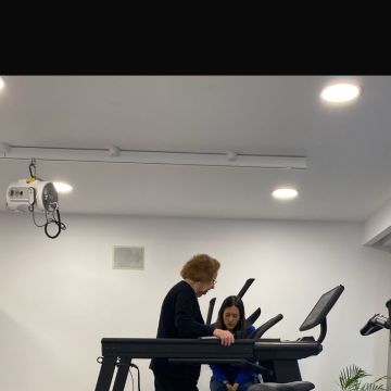 Yasmim Vaz - Braga - Limpieza de persianas
