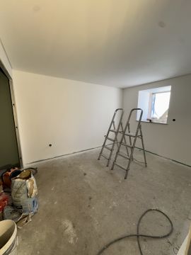 Gustavo Paiva - Portimão - Concrete Flooring Installation