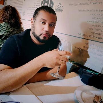Douglas medela junior - Setúbal - Apoio ao Domícilio e Lares de Idosos