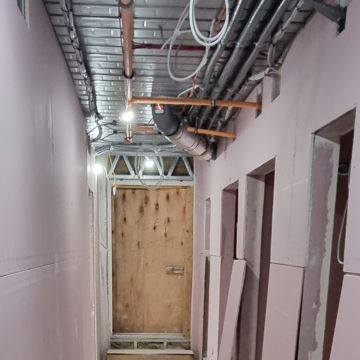 Modern Home Remodelação - Almada - Revestimento de Casa de Banho