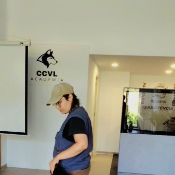 Bruna Mendes| Leal Canino - Sintra - Adiestramiento de perros