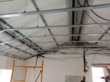 Cunha Construções e Acabamentos - Portimão - Bed Frame Assembly