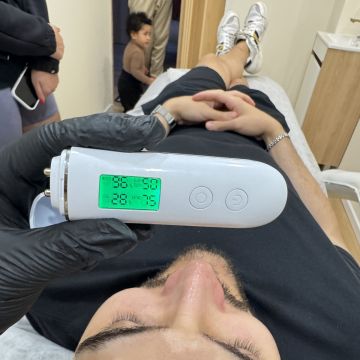 Ts estética personalizada - Sesimbra - Hautreinigung