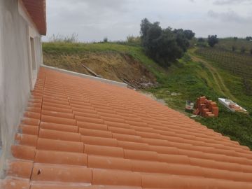 Luís Construções e Remodelações - Lisboa - Vinyl or Linoleum Repair or Partial Replacement