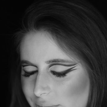 Andrea Zuna Makeup - Elvas - Peluquería para eventos