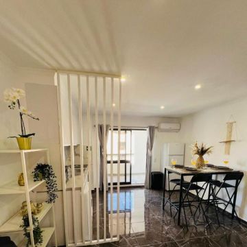HomeFixer4u - Albufeira - Restauración de papel pintado