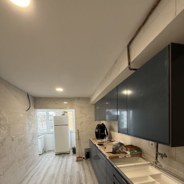 JC REMODELAÇÃO - Oeiras - Zimmerrenovierung