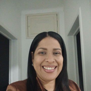 Rose Figueiredo - Sintra - Büroreinigung (regelmäßig)