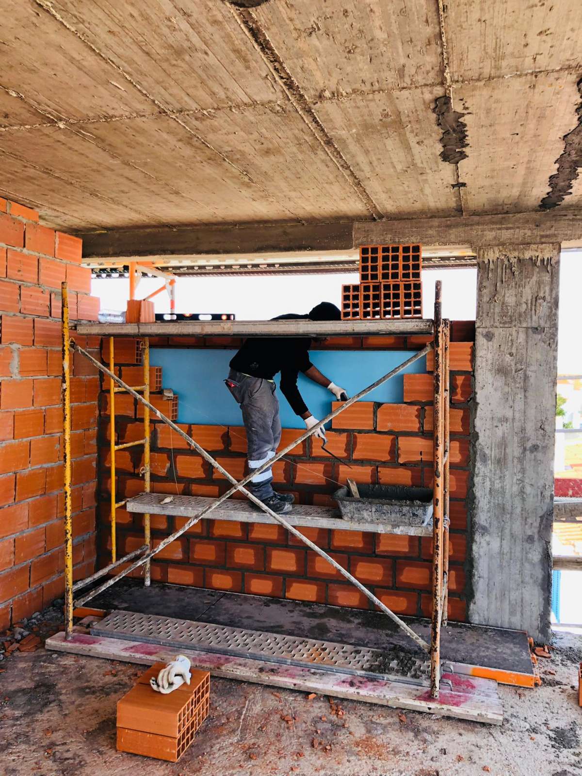 CS Remodelações - Faro - Reparação de Corrimão