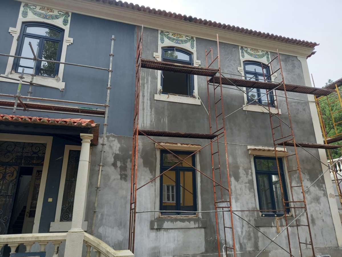 Jailton Silva - Porto - Stair Installation