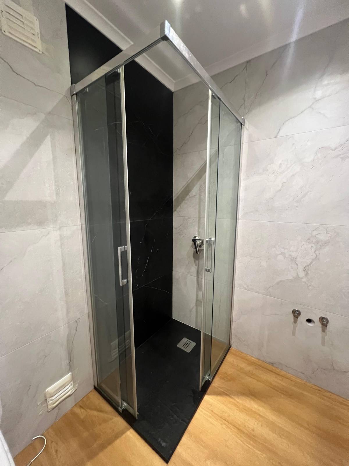 GleissonSilva.Service - Amadora - Instalação de Banheira e Chuveiro